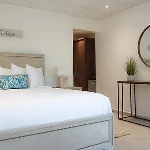 Tres Palmas By La Cambija Hotell